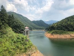 -平江沱龙峡漂流