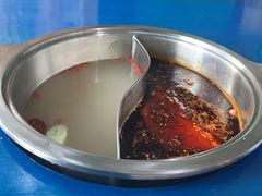 -马路边边串串香形象店(磐石路店)
