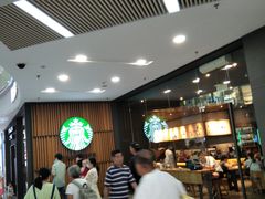 等位区-星巴克臻选(周浦万达店)