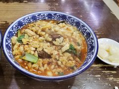 传统熟肉小炒普通-马旺小炒泡馍