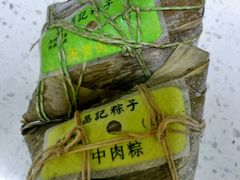 -平望服务区·停车场