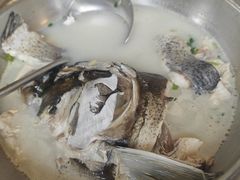 -雪湖煜辰鱼头老店(雪野湖店)