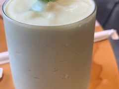 牛油果飞奶昔-火山屋台(新街口店)