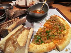 招牌烤牛骨髓配维吾尔馕饼/半份-纳鲁孜·新疆特色餐厅(上海悦荟广场店)