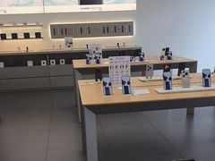 -华为授权体验店(上坤上街购物中心)