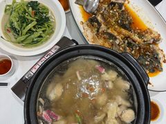 -龙悦湾酒家·八阵鱼生·渔人码头店