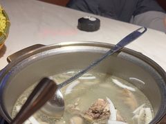 -喃喃椰·糟粕醋·椰子鸡火锅(七堡花园店)
