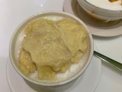 榴莲炖奶-果流香水果甜品(建政路店)