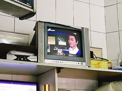 -黄阿姨锅贴大王(万航渡路店)