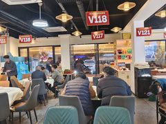 -江湖亮亮蒸虾大排档烤全羊清真(武汉总店)