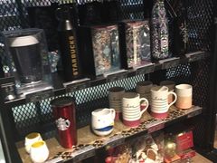 -星巴克(宝山万达店)