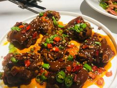 香辣猪蹄-小河盐帮·私家菜·烤鸭(三元桥·霄云路店)