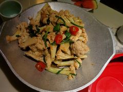 -卢大鲜鱼头捞饭(美利广场店)
