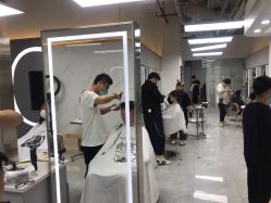 大厅-CUT CUT Hair Salon