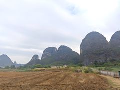 -钟山水墨田园
