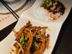-舌尖上的食缘花园主题餐厅