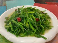 -泸沽肴(泸沽湖大洛水村农村信用社旁店)