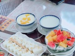 -周大娘牛乳(旧寨古村总店)