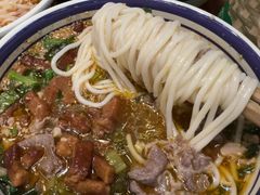 -云阿蛮云南生烫牛肉米线(奉贤路店)