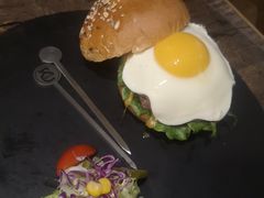 -HIGH FIVE哈福手工汉堡(桂林路店)