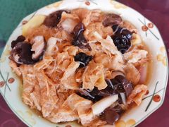 -雄仔农家菜馆·特色葱油鸡(六祖店)