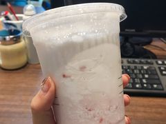小雪荔枝瑞纳冰-瑞幸咖啡(绿地新都会9号楼店)