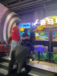 -嗨翻Hi-Fun竞技主题乐园·蹦床团建生日聚会(五棵松华熙店)