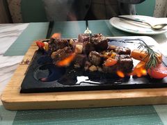 田园澳洲骰子牛肉-蜜桃花开·中西融合菜E&W(南长街店)