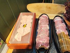 -鹿鸣山草本茶香火锅(园西路店)