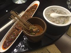 -东口码头·烧鸽子·鱼头泡饼·地方菜(金鹰悦城店)