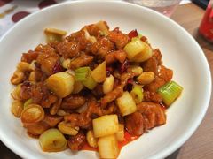 宫保鸡丁-椒爱水煮鱼川菜(月星环球港店)
