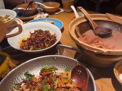 -吃饭皇帝大土家民族菜(正大广场店)