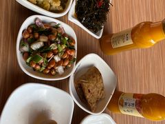 -顺溜·手工刀削面·黑金店(铜锣湾店)