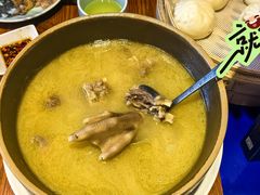 炖鹅-洋沙湖湖色生鲜主题餐厅