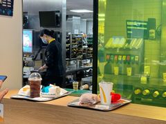 -麦当劳(静安寺店)