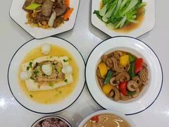 -爱月宝月嫂·育儿嫂(哈尔滨总店)