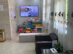 -茂菊口腔连锁(浦东南路店)