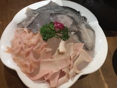 三拼-白乐天毛肚火锅馆(解放碑店)