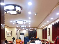 大堂-门框胡同百年卤煮(新街口店)