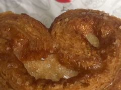 小蝴蝶酥-上海哈尔滨食品厂(淮海中路店)