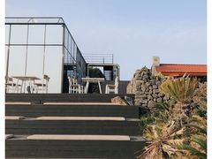 -Cafe Aewol Monsant