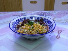 -渝之汇牛肉豌杂面