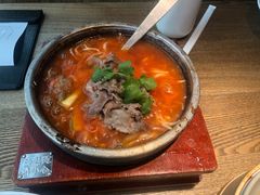 -蜜桃餐厅·伴山(湖滨商业街店)