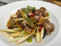 -品海楼·大连海胆锅贴馆(东港店)