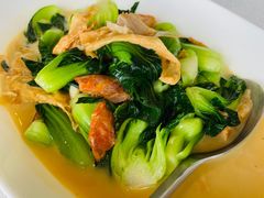 樱花虾煮腐皮-世博源公馆·本帮融合菜·主题包厢·江景餐厅