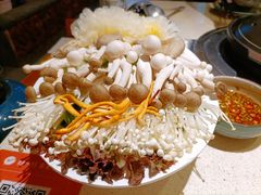 -润泽园椰子鸡(汇一城店)