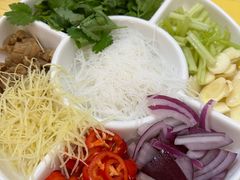 -官塘陈记鱼生·潮汕砂锅粥·牛肉火锅(潮枫路总店)