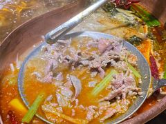 -洱火云南酸菜牛肉火锅(石景山当代商城店)