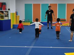 -蜩动儿童运动成长馆(恒生万鹂广场店)