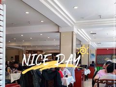 -鑫巴蜀小镇 · 水煮鱼专研店(玉桥店)